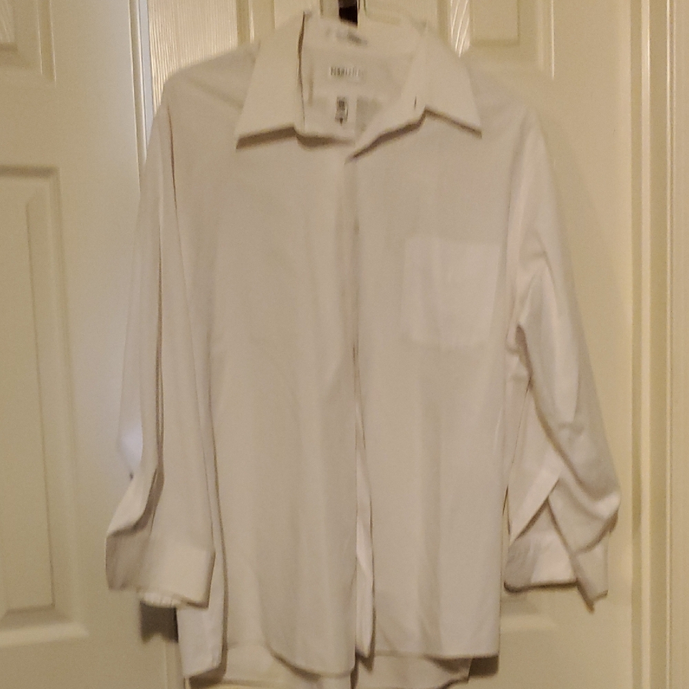 Van Heusen Classic White Dress Shirt